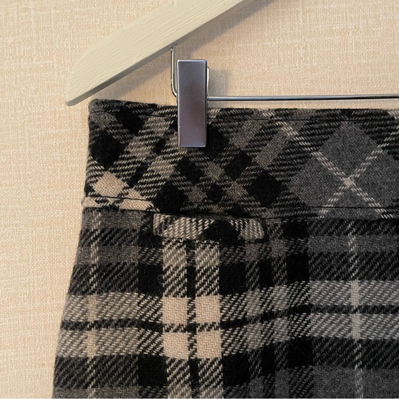 L.L. Bean, Plaid, Wool Blend, Knee Skirt, Sz 12, Gray, Black, Ivory, Lined, GUC - Picture 2 of 8